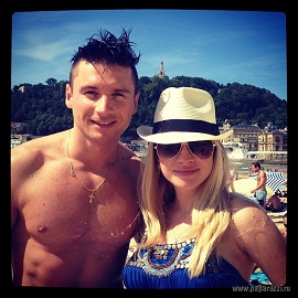 Новая блондинка Сергея Лазарева уделала Леру Кудрявцеву!