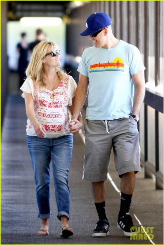 witherspoon-baby-check-up-01