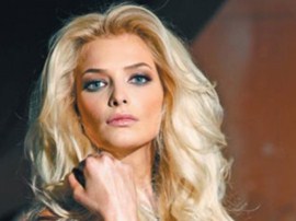 Самая сексуальная екс-ВИА Гра разделась для мужского журнала