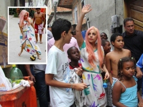 gaga2