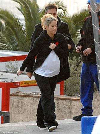 shakira1 3