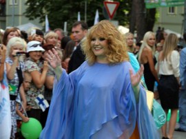 Алла Пугачева лишилась голоса!