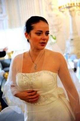 Поправившаяся актриса Марина Александрова не влезает ни в одно платье