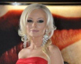 Актриса Елена Корикова пытается разбить еще одну семью