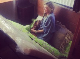 С Верой Брежневой произошел конфуз на съемках 