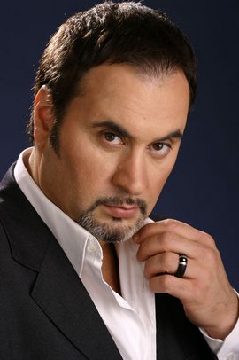 Валерий Меладзе временно заменит небеса в Киеве