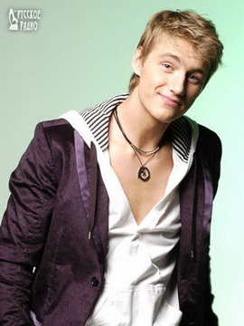 Почему певец Алексей Воробьев не настроен победить на Евровидении?