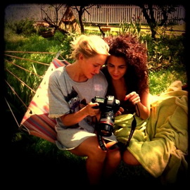  Ева Бушмина и Настя Каменских две звезды вместе спали  