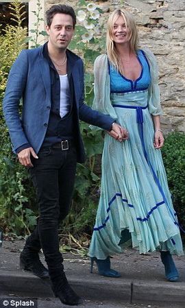 Долгожданные подробности свадьбы  Кейт Мосс мир удивлен 