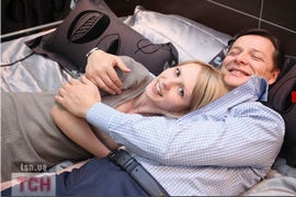 Нардеп Олег Ляшко уложил журналистку в постель