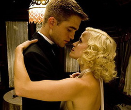 Риз Уизерспун чуть не стошнило от поцелуев с Робертом Паттинсоном