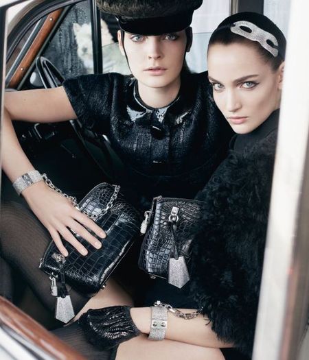 74861853_large_article13903720c3e648500000578143_634x740