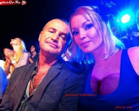 7c53eef2d537a84db1916f1be6a64902