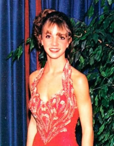 Фото звезд с выпускного бала