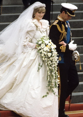 Свадебные платья Элизабет Тейлор: в каждом – история любви