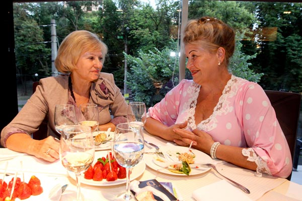 Mamy_Yulii_Aysinoi_i_Iriny_Bilyk