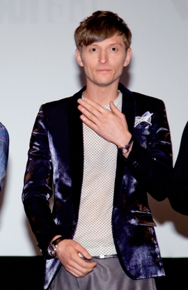 _sluzhebnyj_roman__39cd69b0