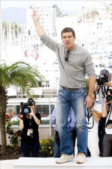 Канны – 2011: Антонио Бандерас защищает свой новый фильм телом!