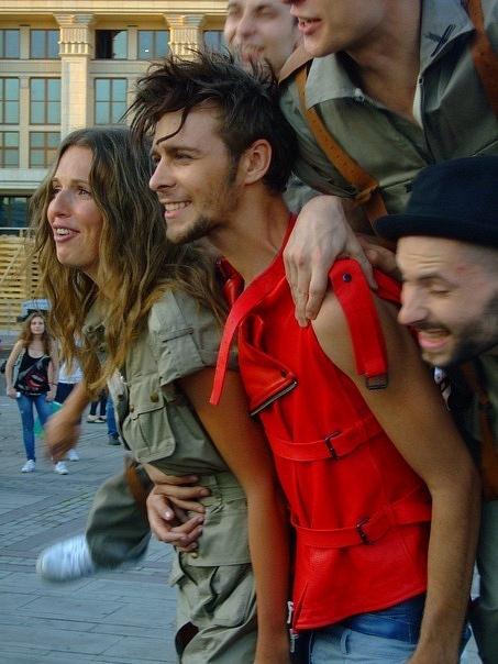 Макс Барских снял в Москве клип на мобильный телефон!