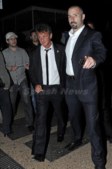 Канны-2011: Шон Пенн развлекается без Скарлетт Йохансон!