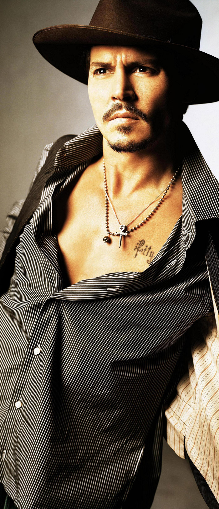 Джонни Депп в фотосессии Мэтью Ролстона