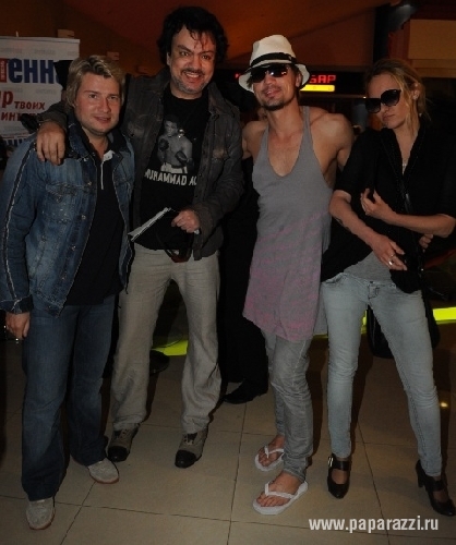 Дима Билан примерил женские вещички – «девчонка-сорванец» в отрыве!