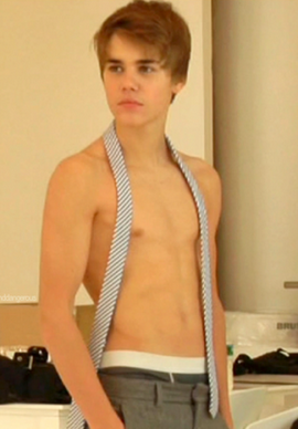 Джастин Бибер увековечил на своем теле мужское имя! 