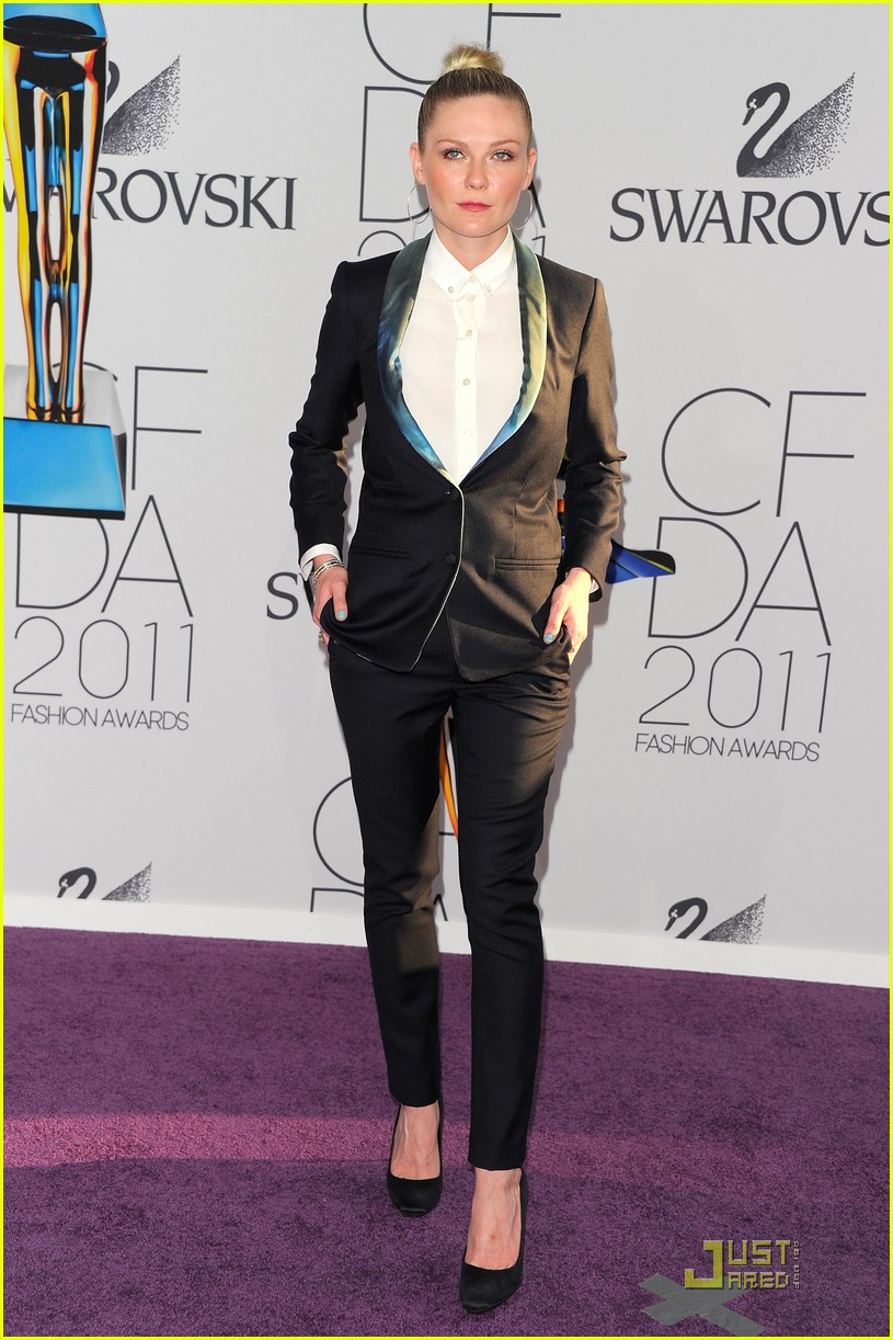 Модная премия CFDA Fashion Awards-2011: лучшие наряды!