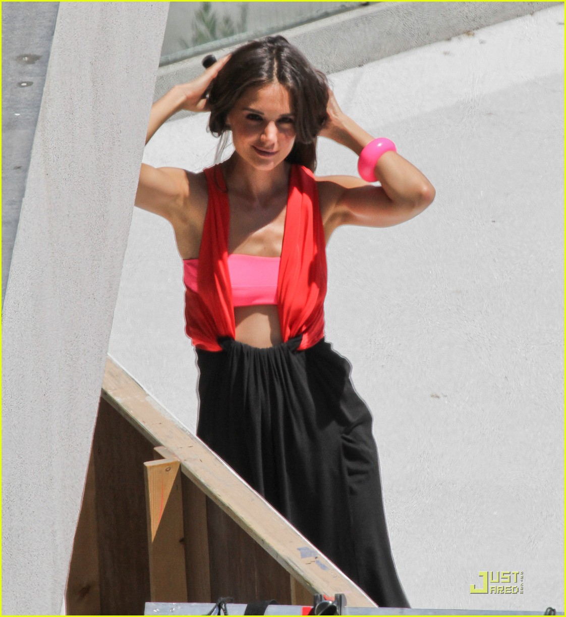 Кэти Холмс в модной голливудской фотосессии