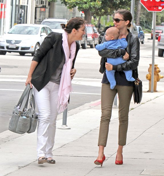 Миранда Керр и пятимесячный сынишка Флин: ланч в Лос-Анджелесе!