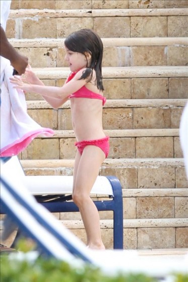 Кэти Холмс и Сури Круз на Майами Бич