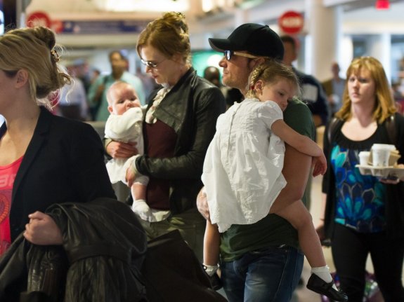 Николь Кидман с семьей: мама, папа и малышки – дочки!