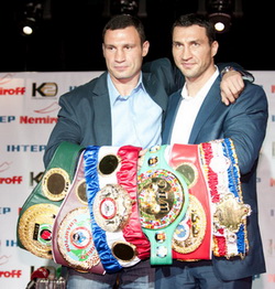 Братья Кличко посвятили фильм своему отцу