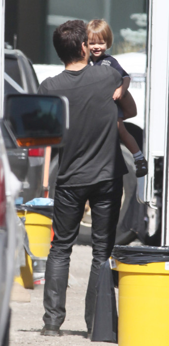 Колин Фаррелл привел сына на съемки фильма «Вспомнить все»