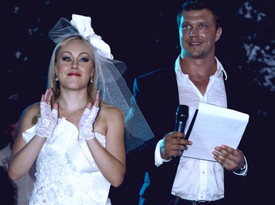 Певица Alyosha лишилась мужа и продюсера