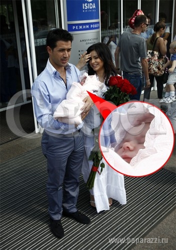 Личико дочери Ани Лорак крупным планом!