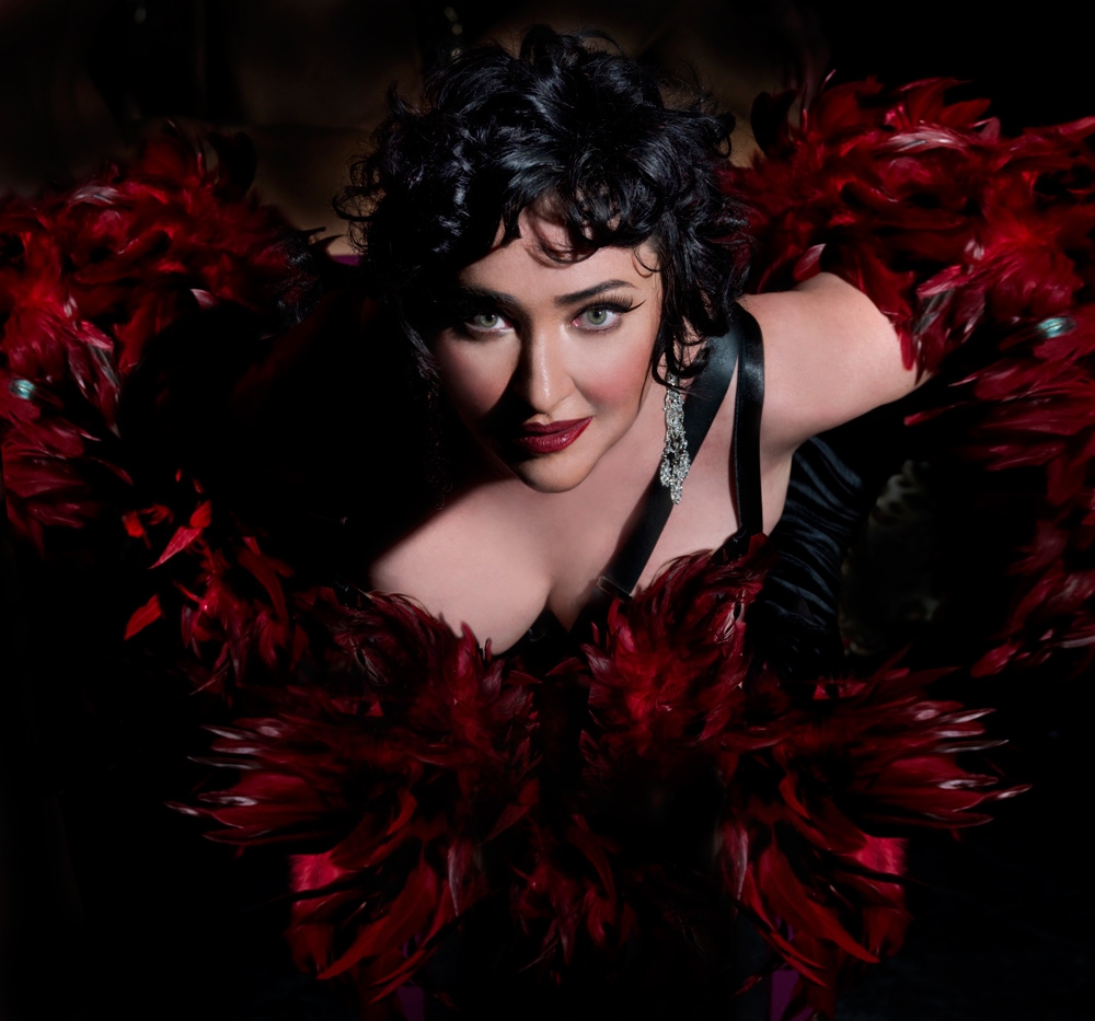 Дату свадьбы Лолиты Милявской назначит астролог Мадонны