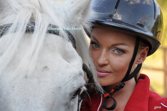 волочкова и жеребец михаил