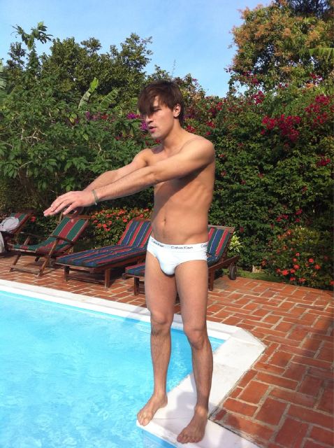 Дима Билан лишился личных фотографий