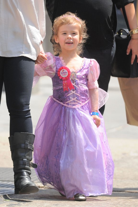 День рождения дочери Джессики Альбы