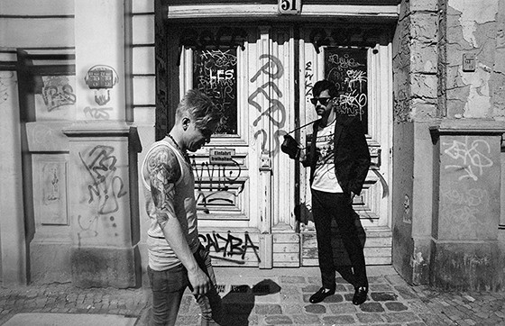 Летающие Quest Pistols на прогулке в Германии!