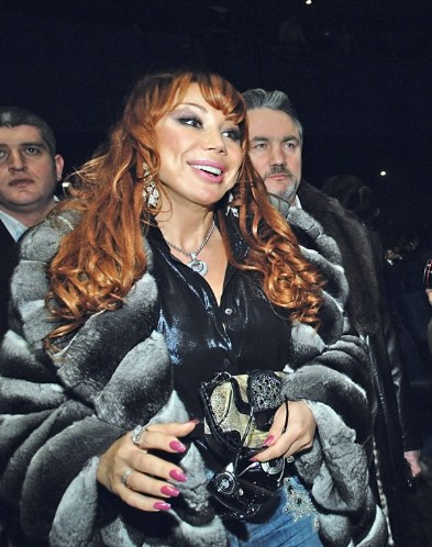 Маша Распутина судится с российским телевидением!