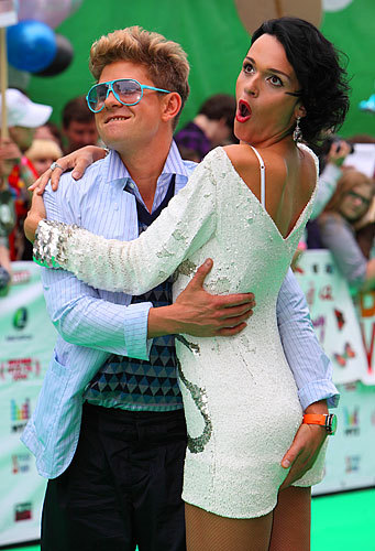 Экс – солист группы Hi-Fi сделал предложение певице Славе