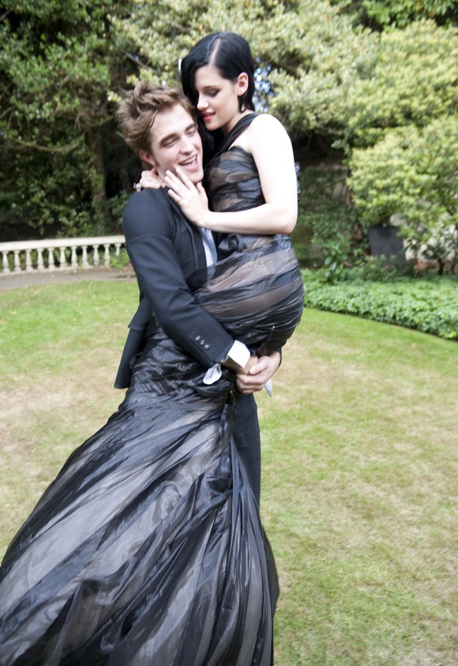 Кристен Стюарт и Роберт Паттинсон – самая стильная пара года