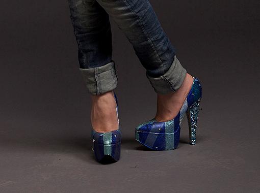 Мика Ньютон перестала петь и сосредоточилась на туфлях! 