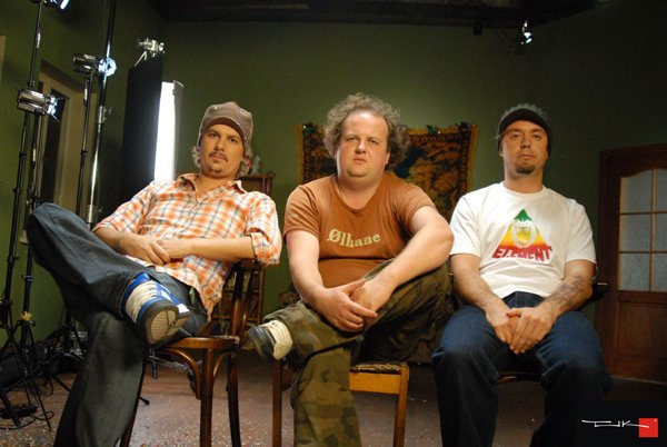 Придумайте название для нового альбома группы «ТІК»