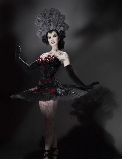 Дита Фон Тиз: лучшие корсеты!